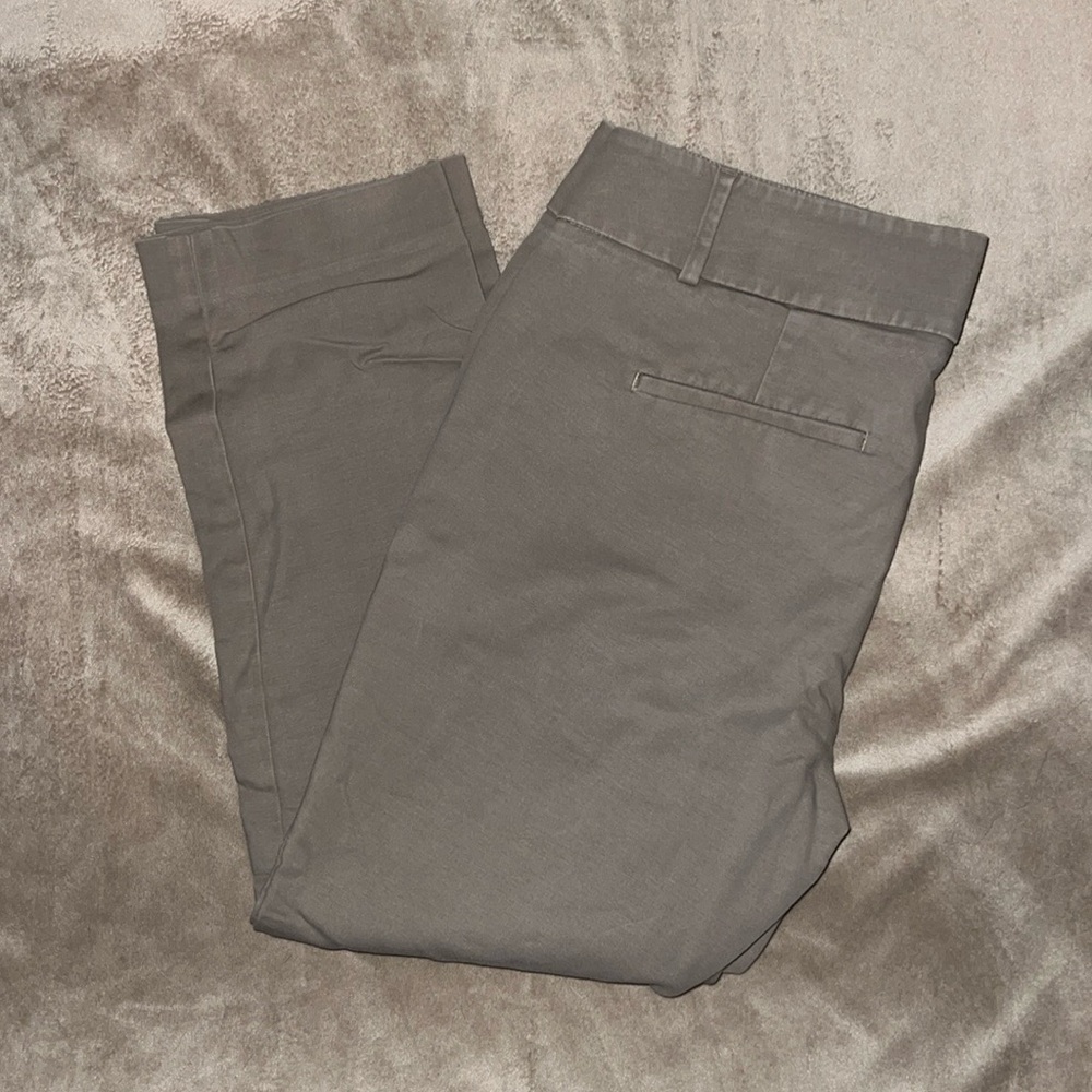 Ann Taylor Loft Crop Pants, Size 6